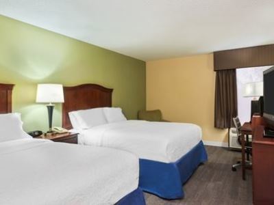 Hampton Raleigh Hotel 3*