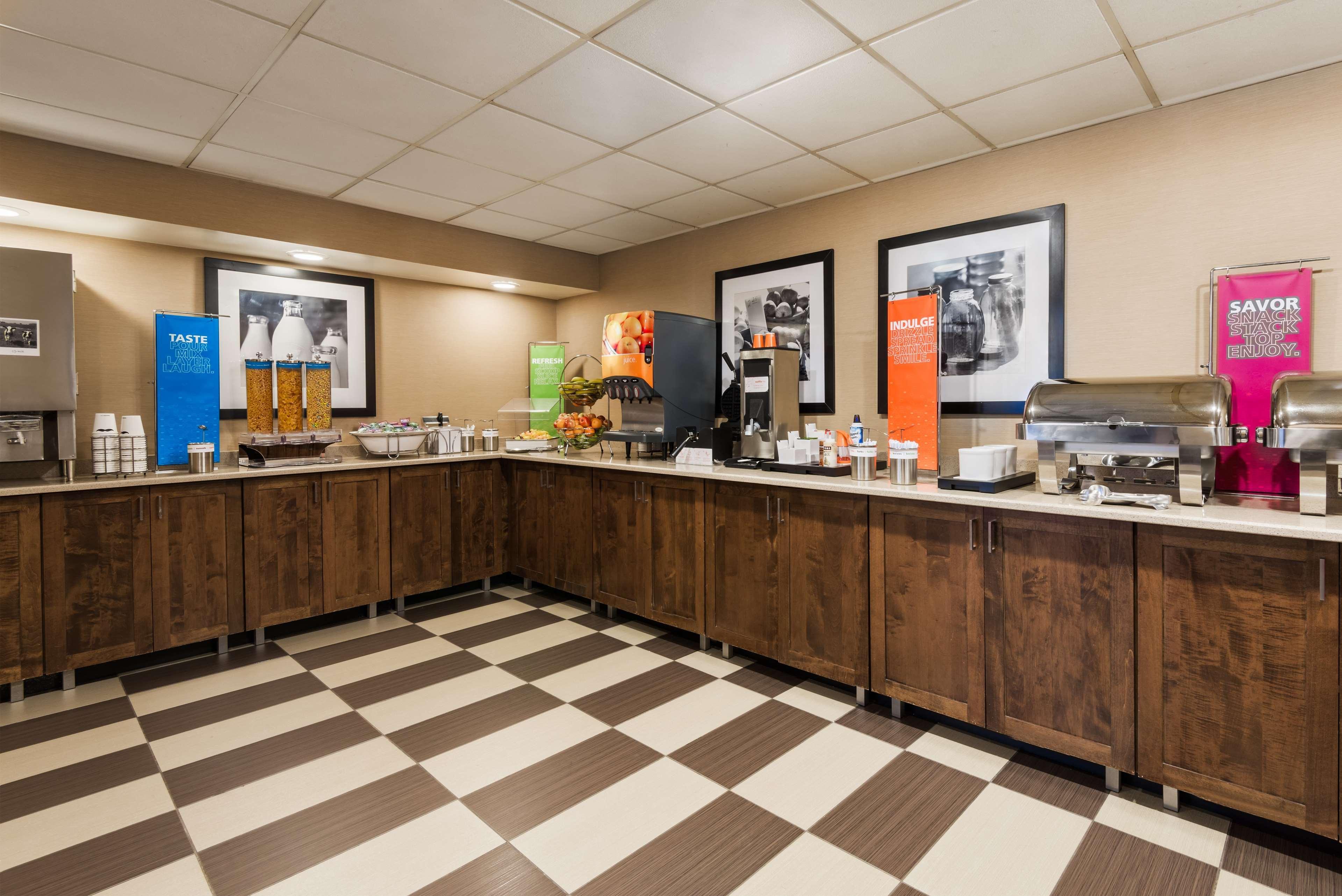 Hampton Raleigh Hotel 3*