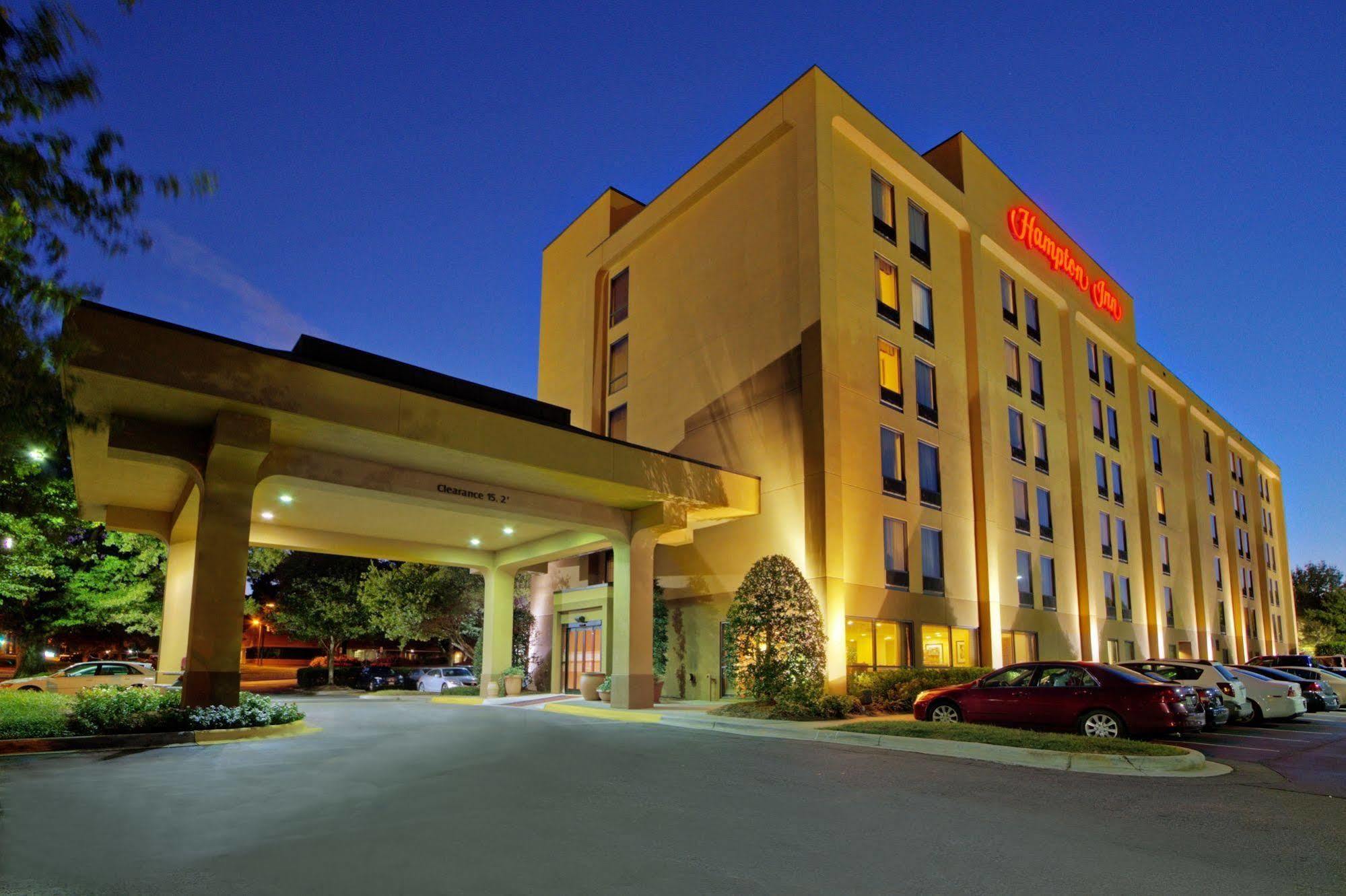 Hampton Raleigh Hotel